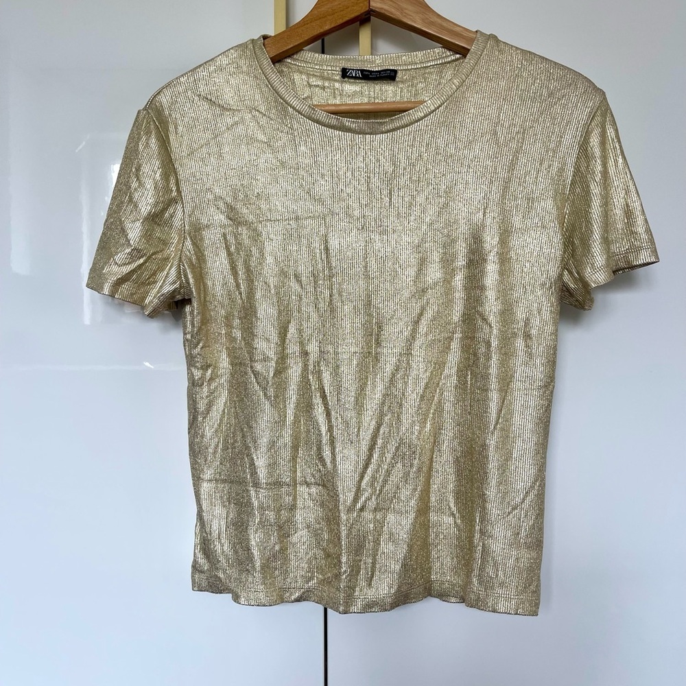 Zara Metallic Gold Short Sleeve Tee Large